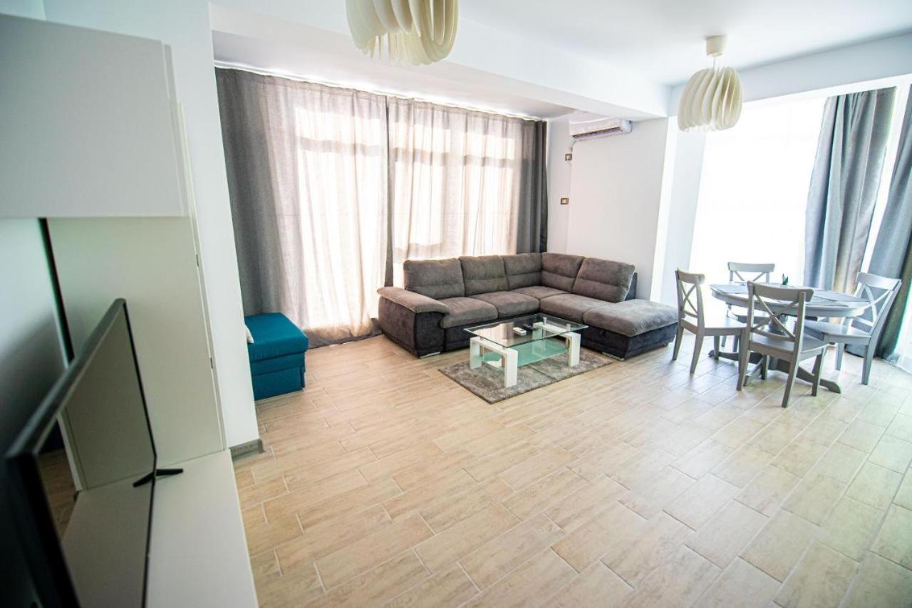 Apartament Katrina - Alezzi Beach - Sea View Năvodari Buitenkant foto